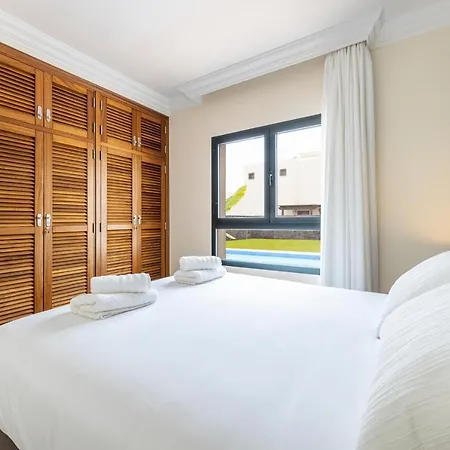 فيلة Lanzarote Zafiro Game 16 *