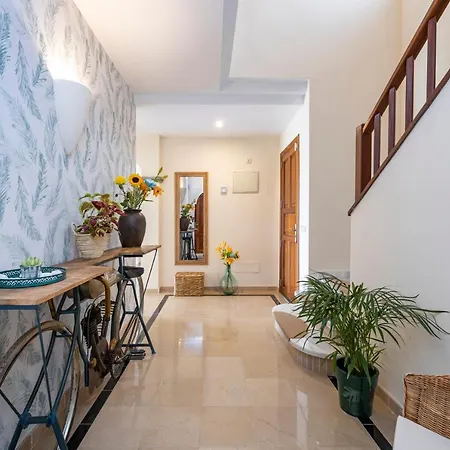 Lanzarote Zafiro Game 16 فيلة