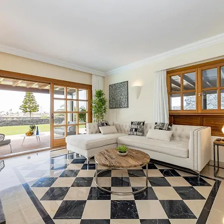 فيلة Lanzarote Zafiro Game 16 بلايا بلانكا