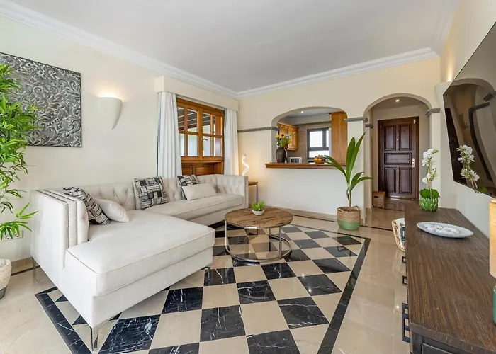 Lanzarote Zafiro Game 16 פלאיה בלנקה